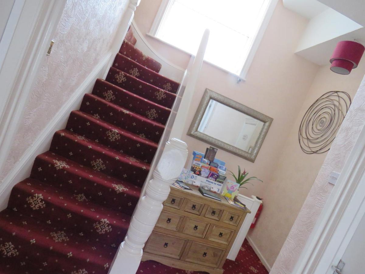 The Heidi Bed & Breakfast Southport Exteriör bild