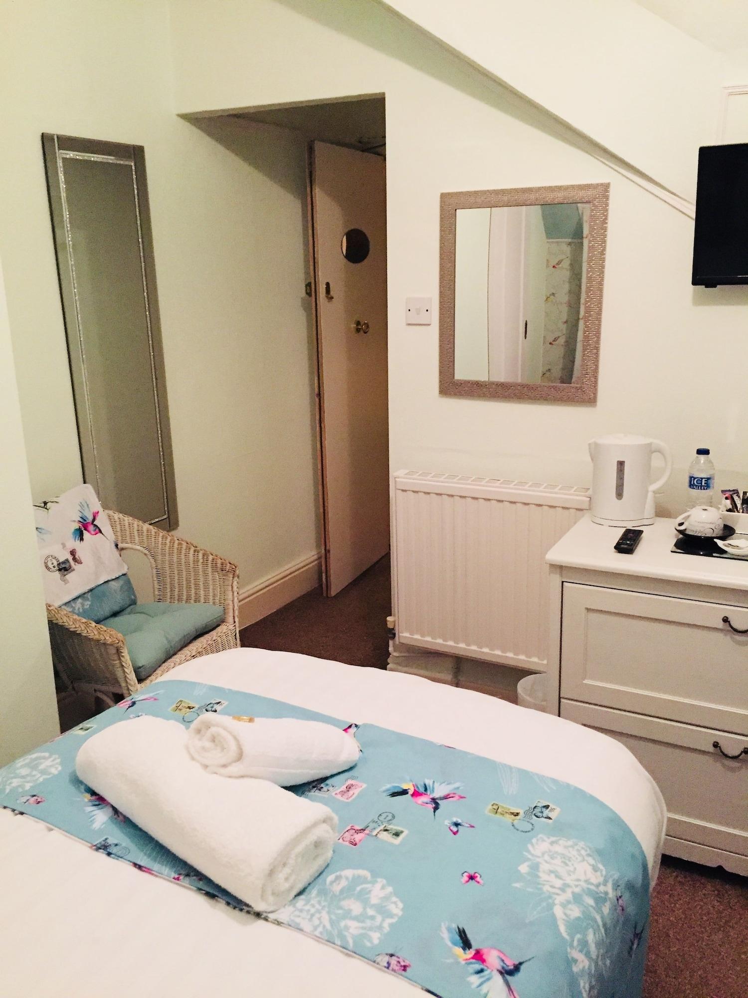 The Heidi Bed & Breakfast Southport Exteriör bild