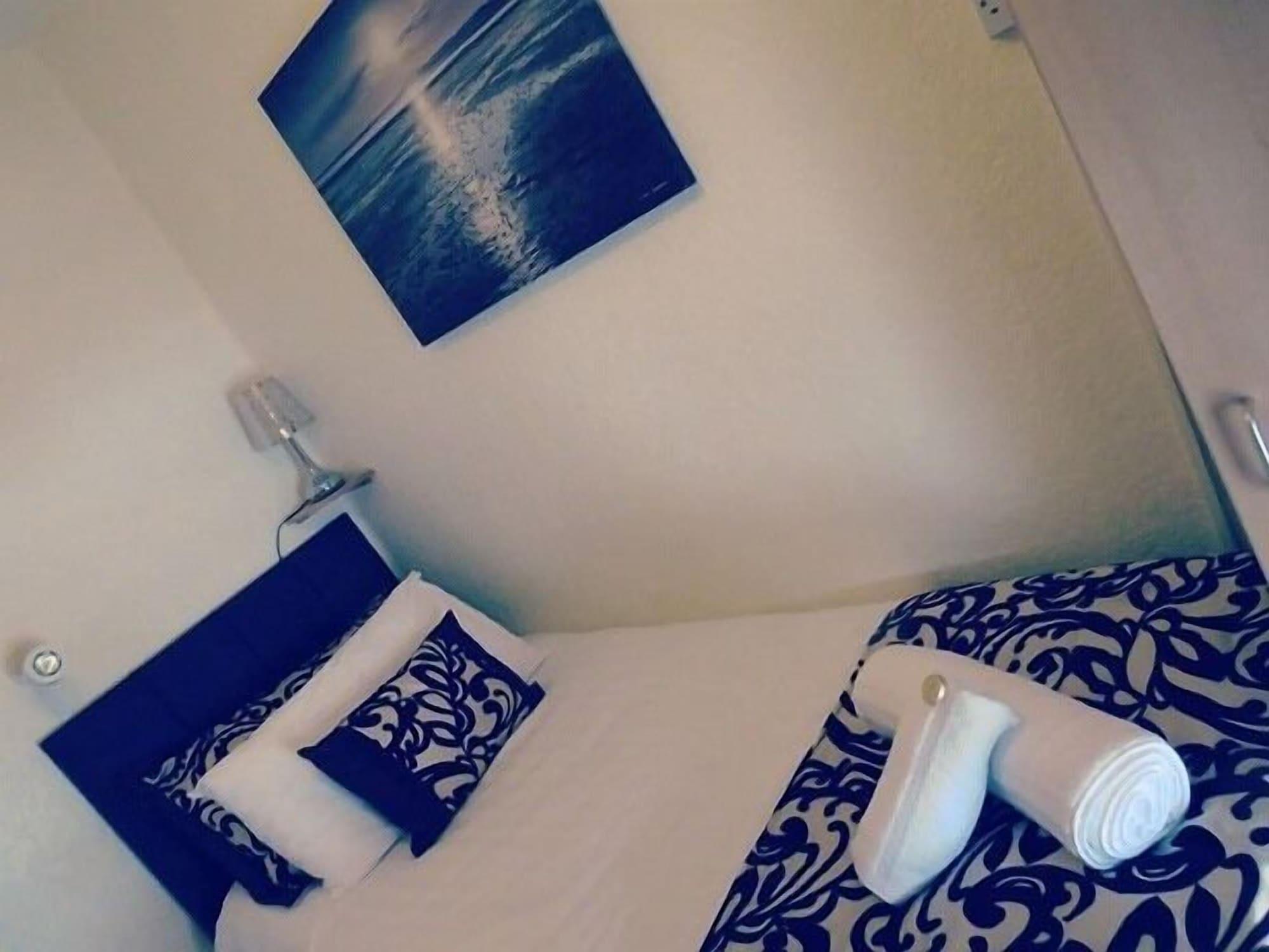 The Heidi Bed & Breakfast Southport Exteriör bild
